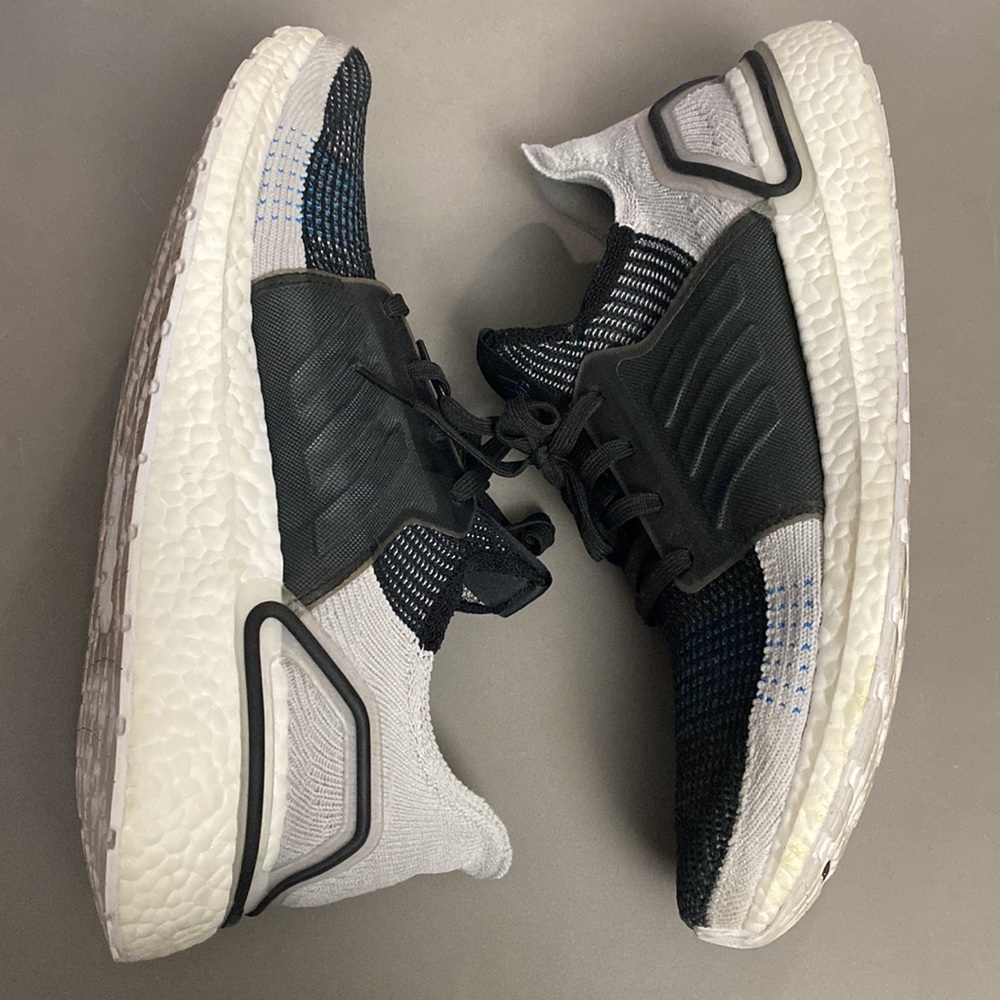 Adidas Boost - Picture 2 of 4